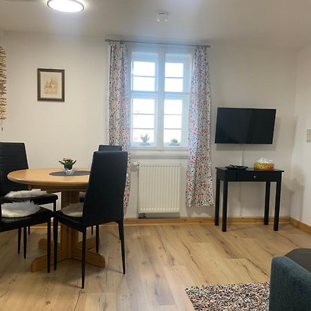 Turmstueble Im Torhaus Von 1545 Apartment Burgbernheim ภายนอก รูปภาพ